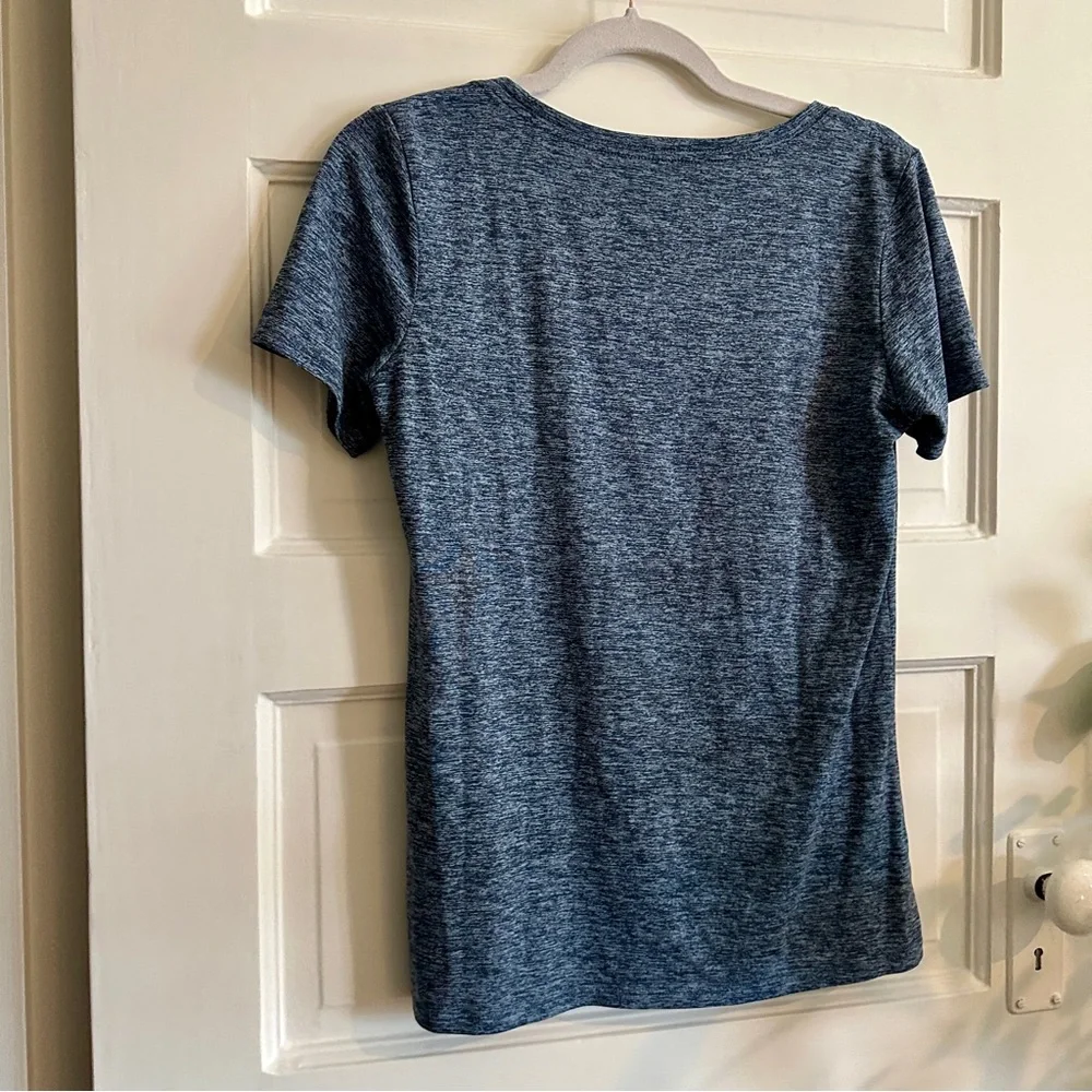 NIKE Women's Blue Heathered Top,‎ Sz S
